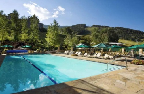 Beaver Creek Resort | BC Village Park Hyatt Resort - Double Queen Room - ski in/out, resort amenities!