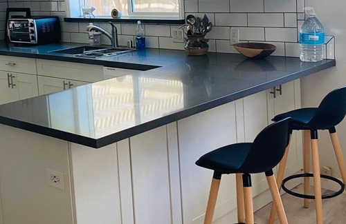 Belmont Heights House | Beach bungalow-5 min to beach, shops, restaurants!