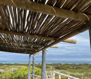Cape Agulhas Other | Beach Cabin - Vogelgezang