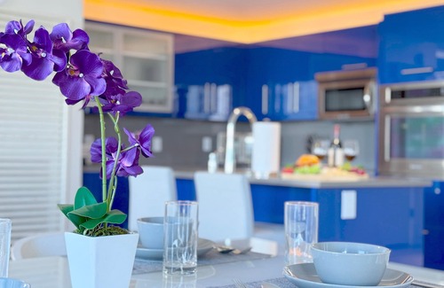 Barrier Island Condo | Beach Club: Oceanfront, Resort Amenities, Balcony Views