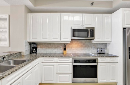 Ono Island Condo | Beach Colony W- Snowbirds: Nov 30-Dec 31 Open*Oceanfront*3 Pools*Pickleball*cvrd Parking