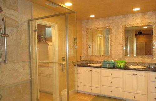 Huntington Beach House | Beach Condo with HOA Amenities