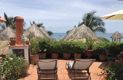Amapas Cottage | Beach Cottage next to La Palapa...4 Bed/4 Bath