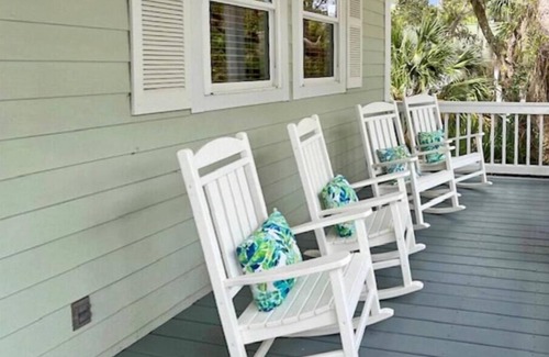 Oceanmarsh Subdivision House | Beach, Fishing, Tennis, Pickleball, community pool, all amenities included.