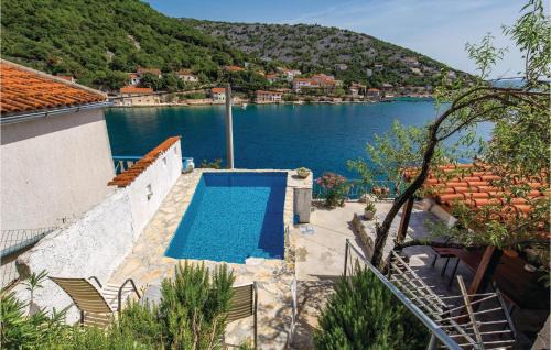 Donja Klada House | Beach Front Home In Klada