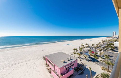 Gulf Shores Condo | BEACH Front Hotels! Phoenix All Suites! Full Kitchen