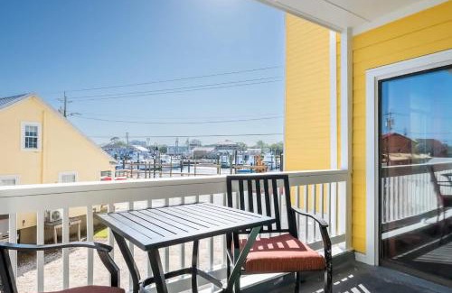 North Carolina Coast Apartment | Beach Harbour 12 at The Carolina Beach Boardwalk