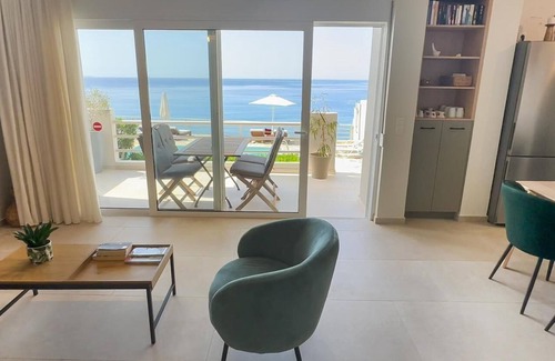 Agios Vasileios House | "Beach house Risa Crete". House with pool and air conditioning right on the beach, wifi, BBQ and sea view Watch video? Enter on YouTube under Beach House Risa Crete.