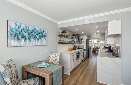 Treehouse Villa | Beach N` Bay Hideaway - Boat Dock!