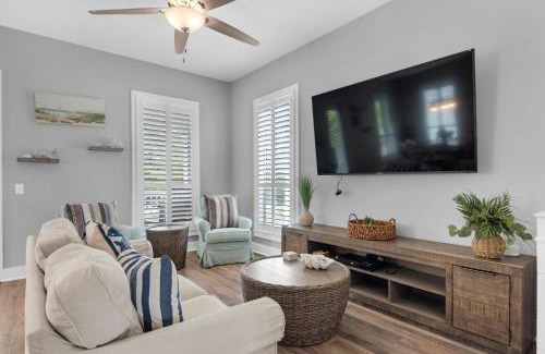 Miramar Beach House | Beach Retreat Cottage 116