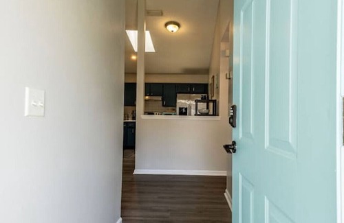 North Beach Apartment | Beach Retreat with Backyard Flair! w/Yard Games