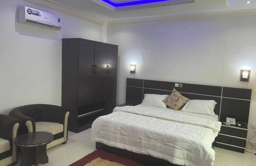 Littoral Department Apartment | Beach Sand Hotel & Resort, Cotonou Deluxe Room 3