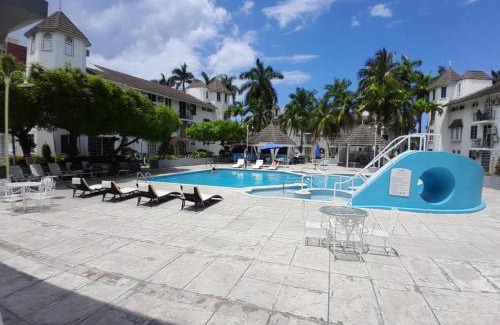 Ocho Rios Apartment | Beach Studio 24 at Sandcastles
