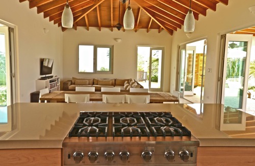 Fraile House | Beach vibes by the sea side