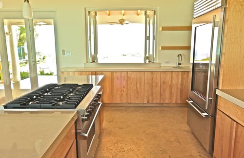 Fraile House | Beach vibes by the sea side