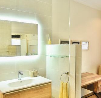 Vineta House | Beach View Retreat