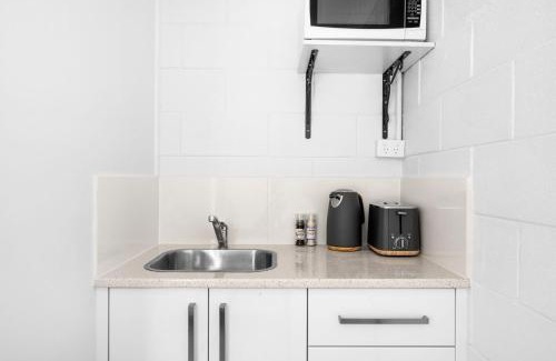 Vincentia Apartment | Beach Views on Excellent Studio 27 - Belle Escapes Jervis Bay