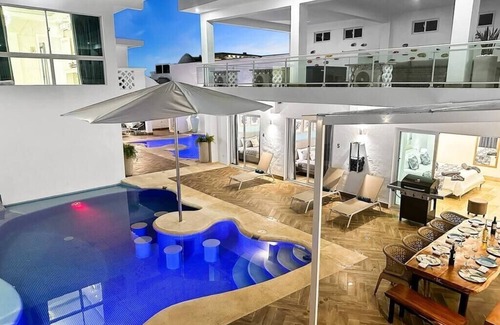 Punta Cana Villa | Beach Villa Blanca with 2 Pools, Jacuzzi and Maid