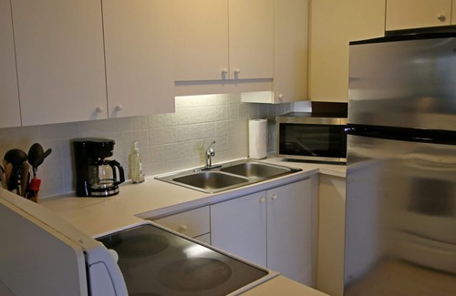 Seven Mile Beach Condo | Beachfront 1 Br Condo On Seven Mile Beach At #20 Cayman Reef Resort
