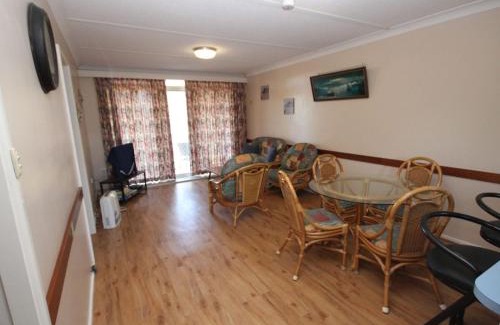 Lake Cathie Apartment | Beachfront 3