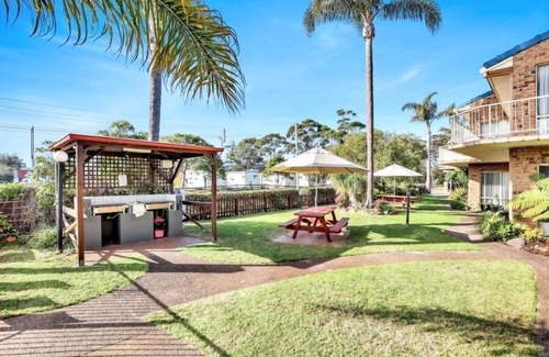 Merimbula Apartment | Beachfront Apartments: Ground floor Fishpen