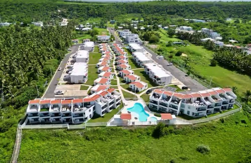 Bajura Apartment | Beachfront Apt w/Pool & Private Access – Walk to Jobos & Shacks