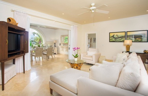 Schooner Bay Apartment | Beachfront Caribbean Elegance - Schooner Bay 205