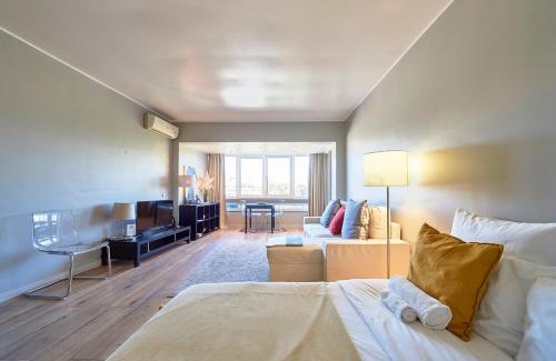 Estoril Apartment | BEACHFRONT Cascais,Estoril Apartment