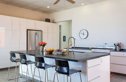 Los Barriles House | Beachfront Contemporary The Heart Of Los Barriles! New 1/1 Guest Casita!