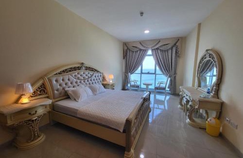 Rumailah Apartment | Beachfront Holiday Homes