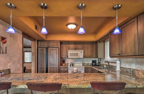 Painters Hill House | Beachfront Oasis w/ Game Room & Ocean Views!