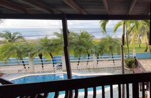 Omoa House | Beachfront Omoa Getaway, Pool, Pool Table For 10