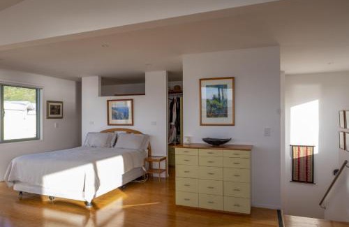 Onetangi Apartment | Beachfront on Waiheke