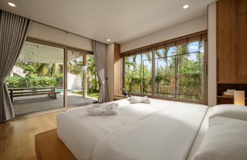 Thang Binh Bed & Breakfast | Beachfront Pool Villa - Lạc Villa