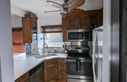 Discovery Bay Condo | Beachside Bahama Time
