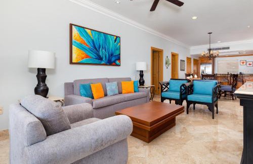Flamingos Hotel | Beachside Escape at Riviera Nayarit w Pool