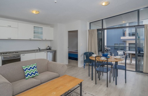 Whangamata House | Beachy Keen - Whangamata Holiday Apartment