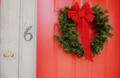 Sautee Nacoochee Cottage | Bear Paw Cottage #6 King ; Close to Helen ;Pet Friendly;2 Adults/2 Children Max