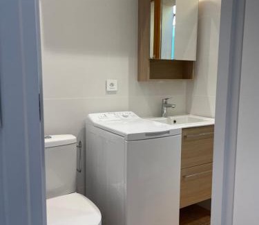 Biot Apartment | Beau studio tout équipé dans le centre historique