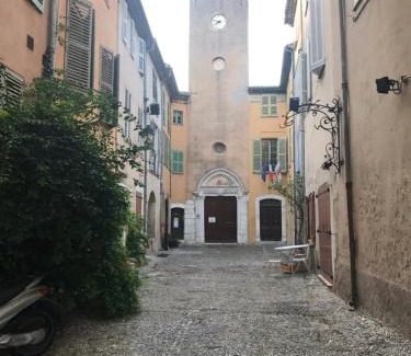Biot Apartment | Beau studio tout équipé dans le centre historique