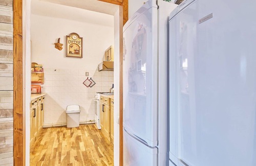 Lanov Villa | Beautiful private villa for 12 guests with private pool, WIFI, TV and terrace