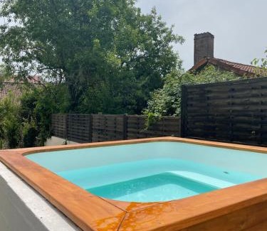 La Chapelle-Saint-Etienne House | Beautiful Cottage with private plunge pool/Hot Tub - 40 mins from Puy du Fou