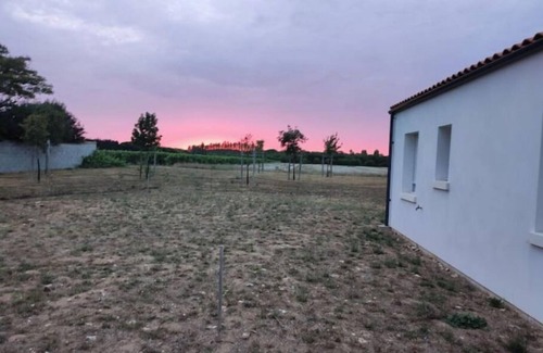 Cheray House | Beautiful new house close to beaches and shops