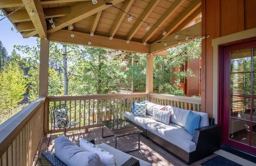 Tamarack Resort House | Beautiful 2 BR Townhome with Private Hot Tub