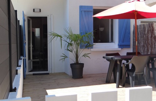 Royan Apartment | Beautiful 2 room apartment 2 to 4 people with large terrace, close to the beach, quiet