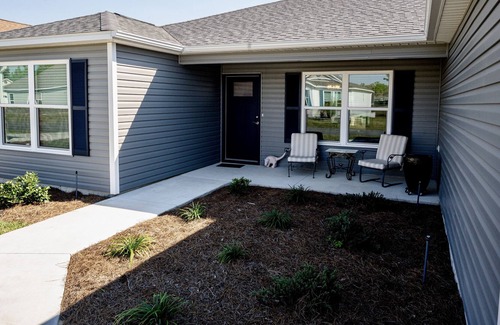 Candler Cottage | Beautiful 3/2 designer home