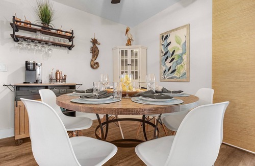 Pine Island Center House | Beautiful 3/3 Island Retreat with Heated Pool, Dock & Private Boat Ramp.