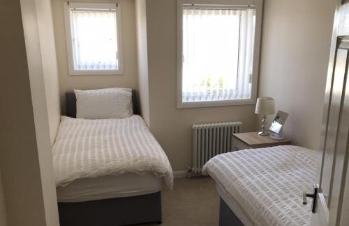 Gourock Apartment | Beautiful 3-Bed Apartment in Gourock