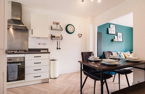 Worcester House | Beautiful 3 Bedroom Home Near Worcester