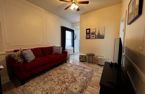 Historic Downtown House | Beautiful 3 Bedroom Apt Home, Jersey City
